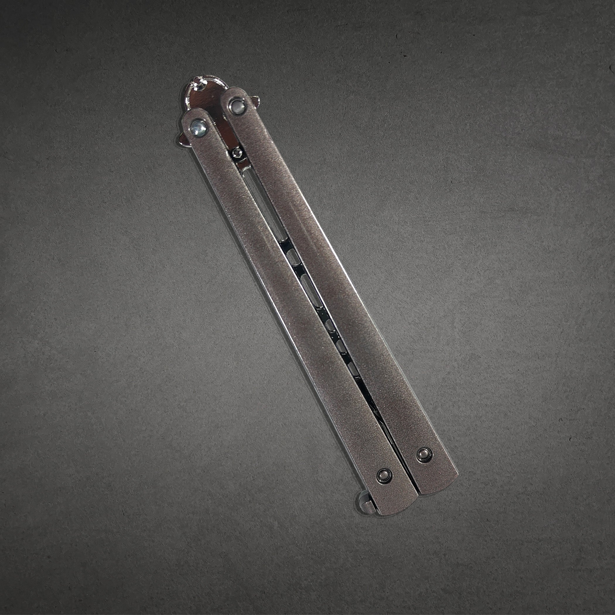 Uchiha Clan Balisong Trainer – Naruto-Inspired Butterfly Knife
