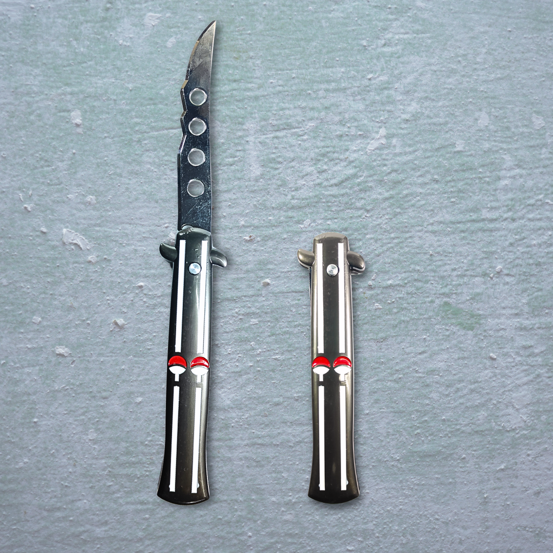 Uchiha clan foldable knife with black design and red anime accents